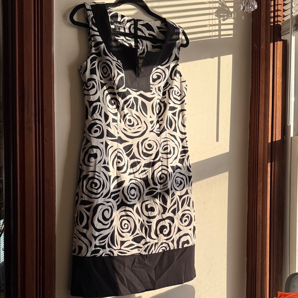 AGB Black and White Rose Pattern Mini Dress